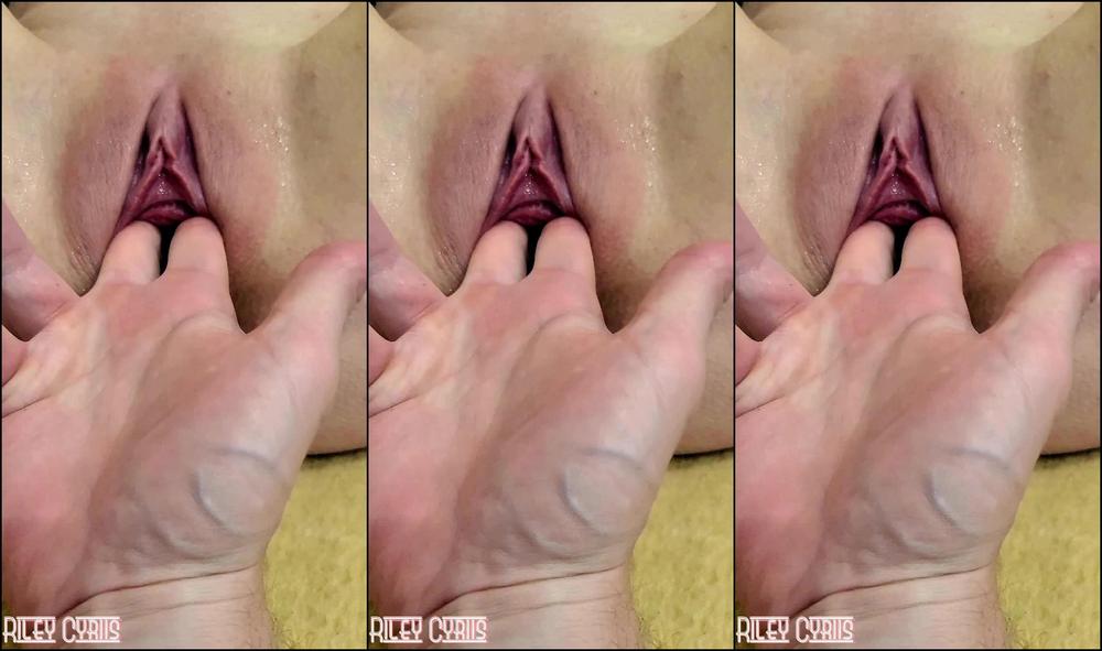 Riley Cyriis Screaming Beautiful Agony
