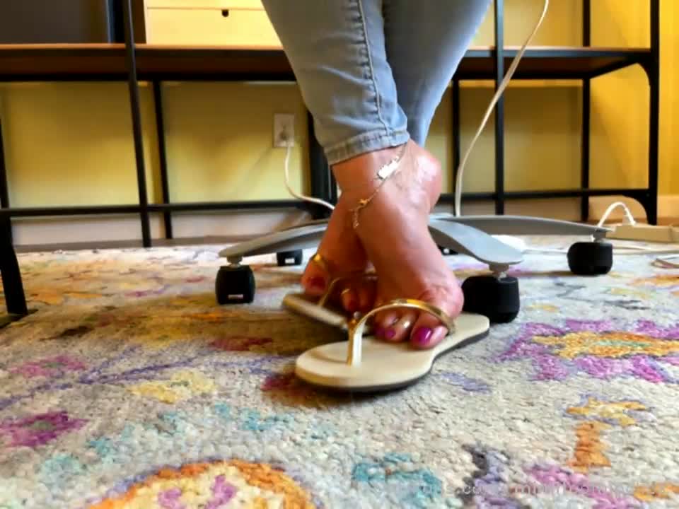 mimifootnipclips 364928706 2022 07 19 coffee break with mimi streamed 71922