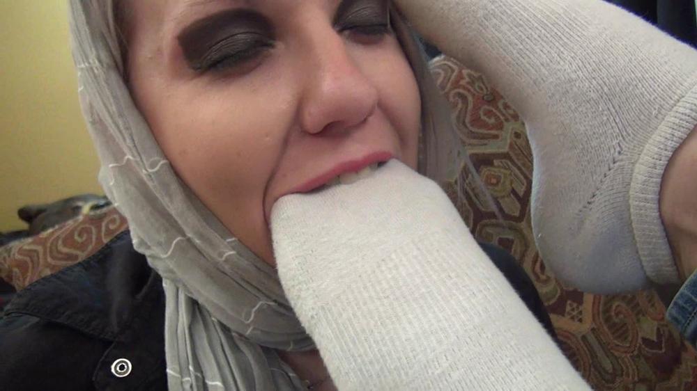 Sweet Southern Feet SSF - Muslim Girl Has A Secret Fetish