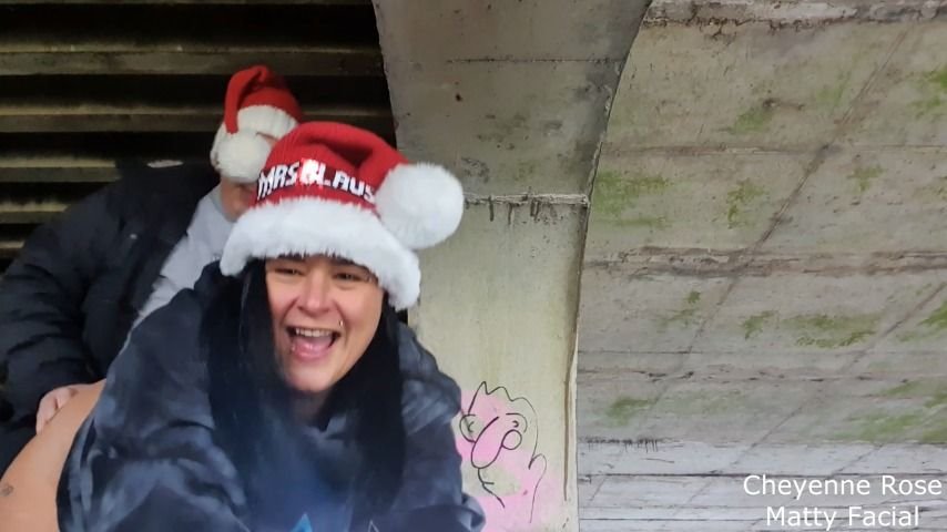 Mattyfacial Public Fun With Christmas Cheyenne