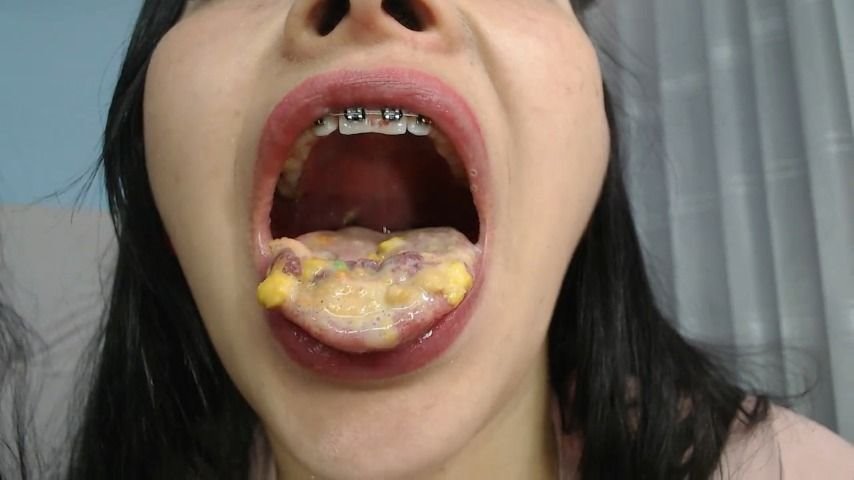 Miaisabella3 Nasty Cereal Braces