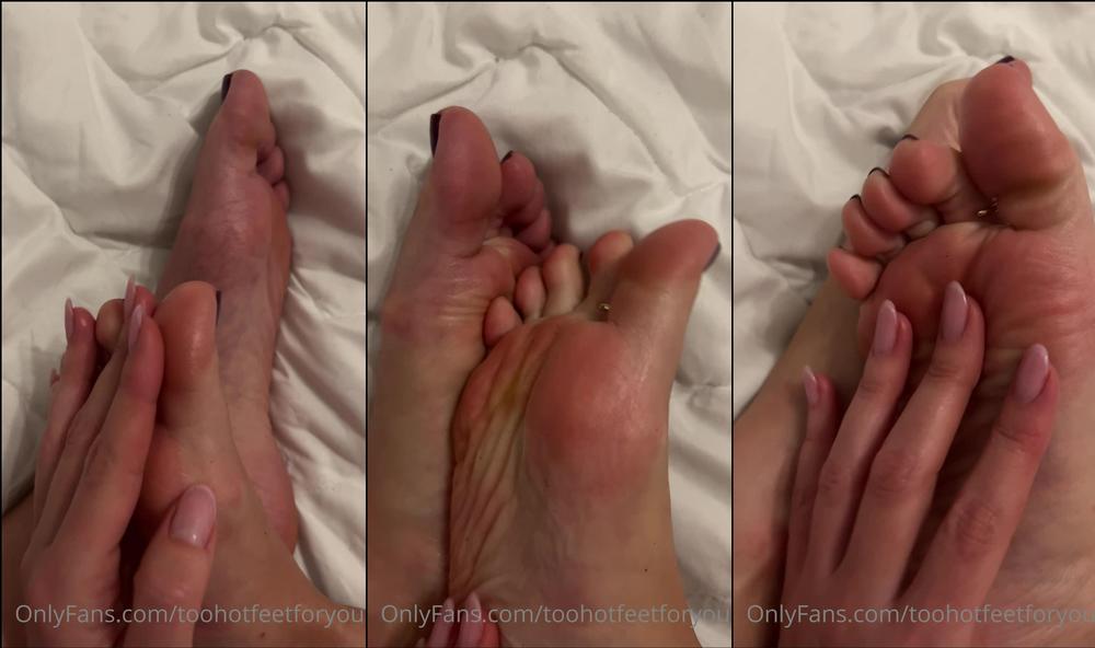toohotfeetforyou 05 01 2022 2321197521 Time for cuddling âºï¸ She.