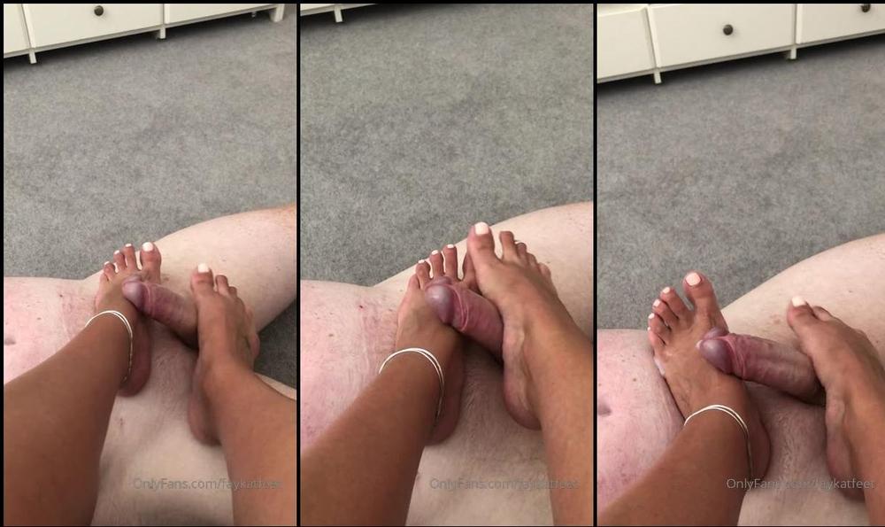 nylonhotwifekat 01 08 2019 48050597 he couldn t resist anymore