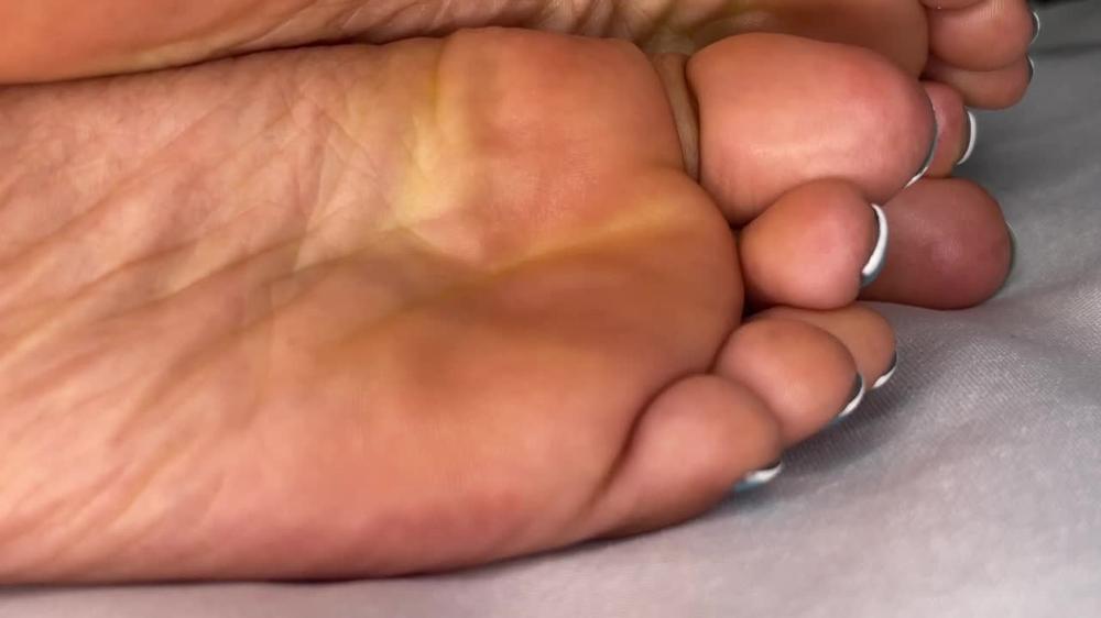 Extreme Feet Soles Close Up