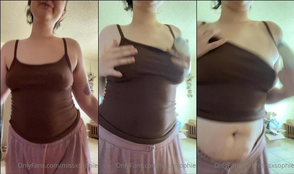 missxsophie 10 03 2022 2386217415 bouncy boobies iâve been trying to move my body more in the mornings