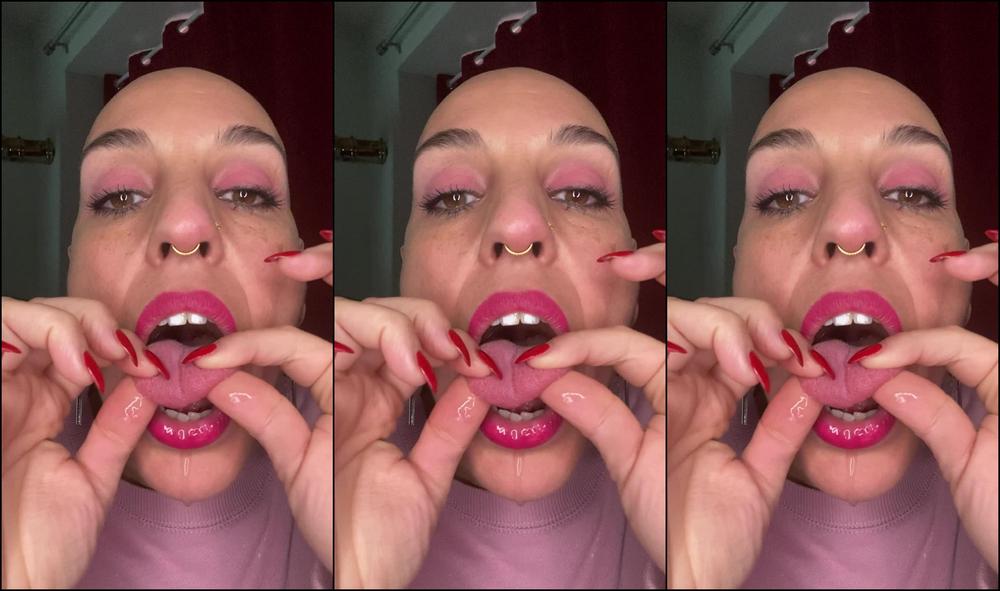 Emprexkala Stretching And Massaging My Tongue