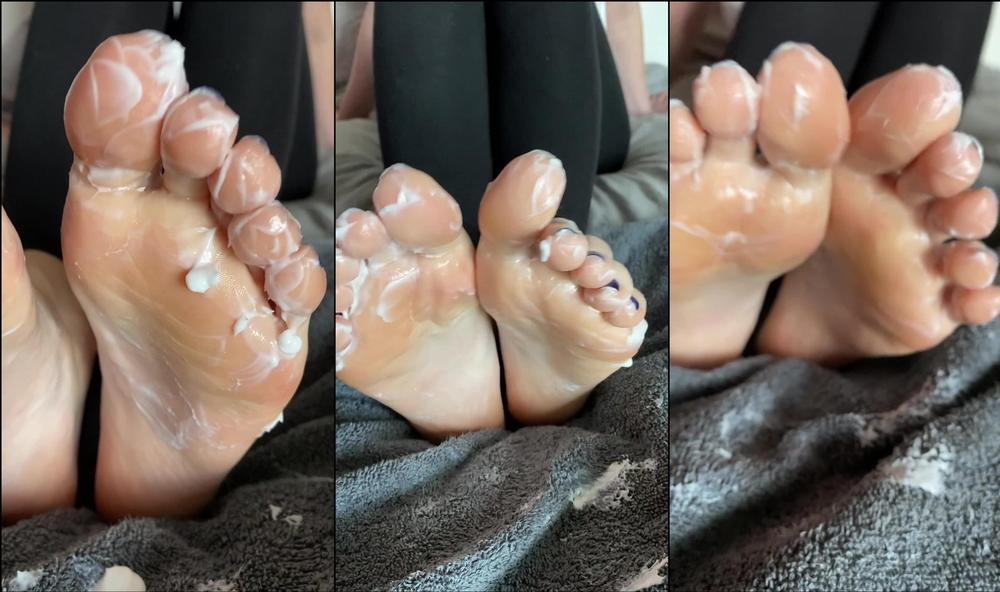 averyysfeet 30 03 2021 2069215253 do you like it when i play with your cum like this