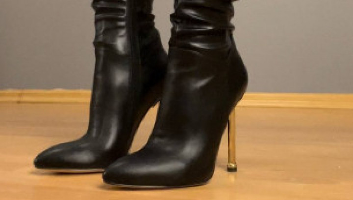 Mistress unpacking new leather boots - April 13, 2022