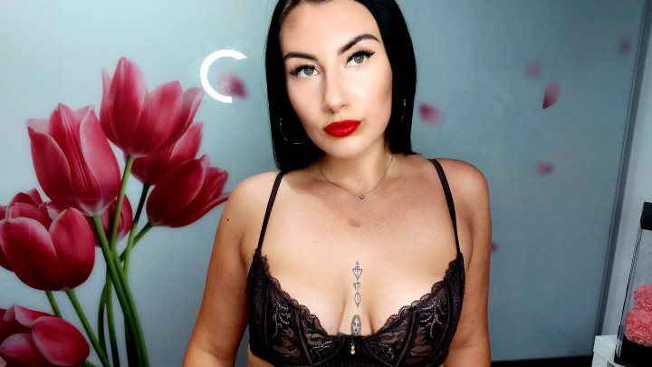 Hotter than her face - July 01, 2023
