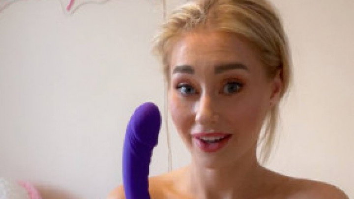 NEW DILDO | APRIL MAE