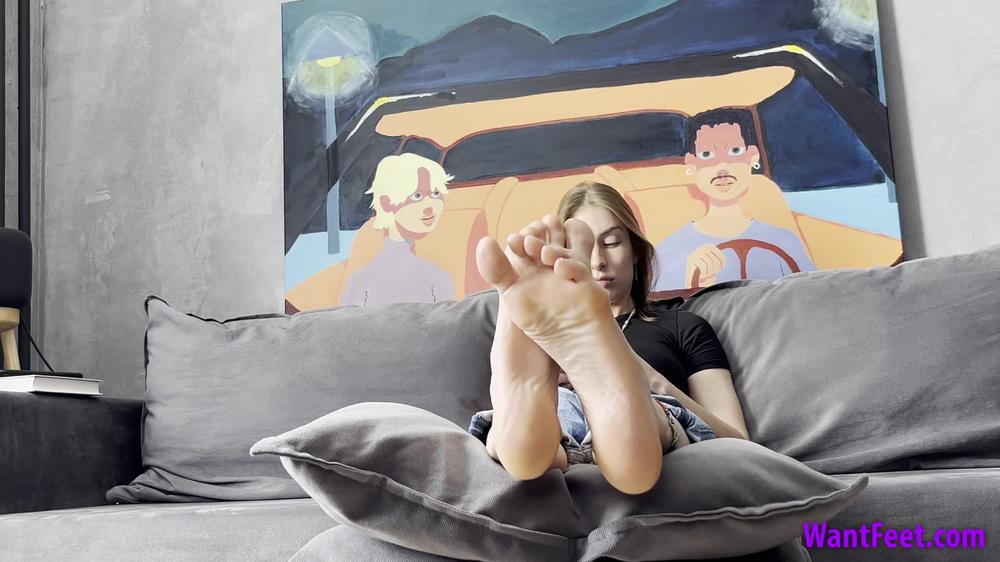 Goddess Soles - Mesmerizing Sole Tease - 4K Mp4