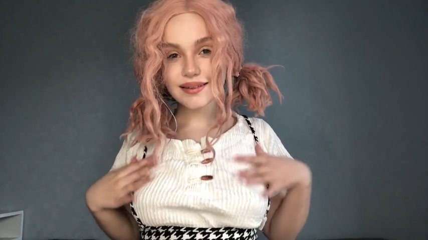 Tiny girl dreaming about daddy's cock - August 01, 2022