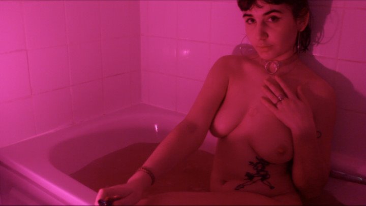Dominatrixvera Vaping In My Bath And Bloopers