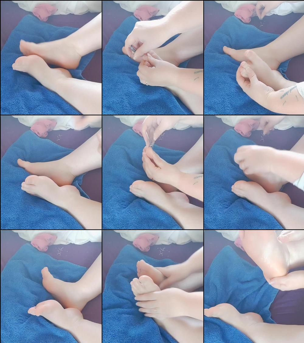 Feet play, foot worship, nail cutting - November 26, 2021
