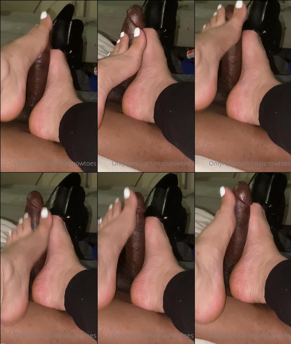 realsnowtoes 17 01 2021 2010660888 my husband love shoejob his dick gets so hard