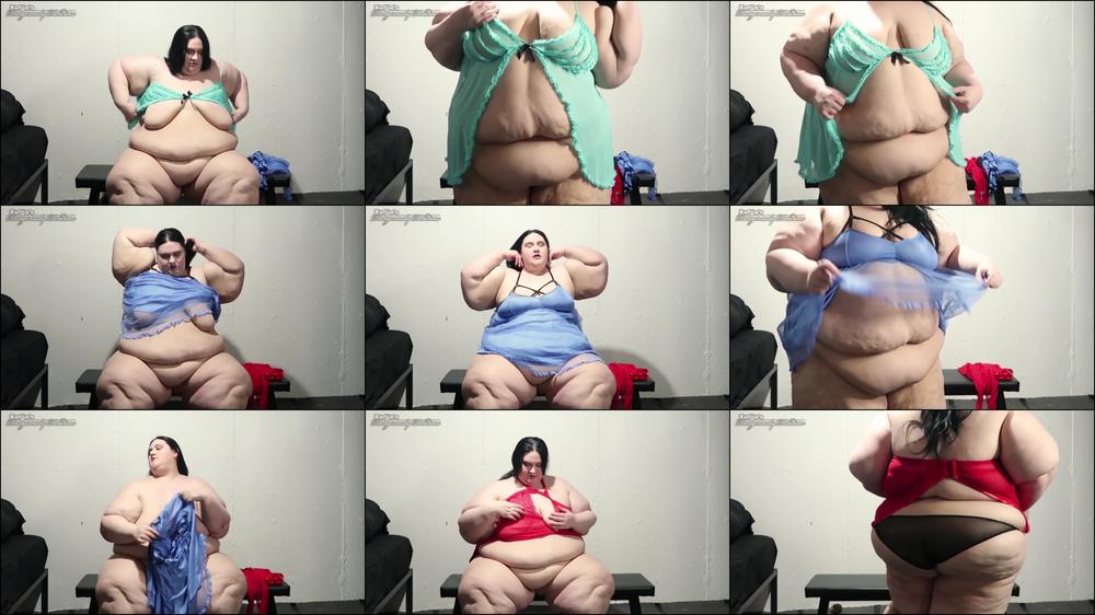 Fatty Tries On Lingerie