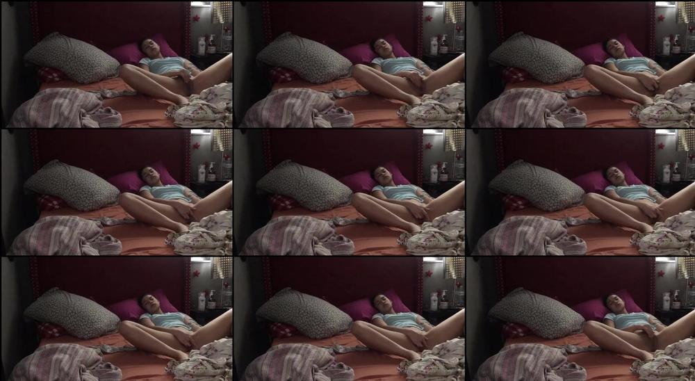 irisivy 02 03 2020 166278005 Sleeping spy cam   Watch me take a nap. When I sleep I love to touch myself.  Who 