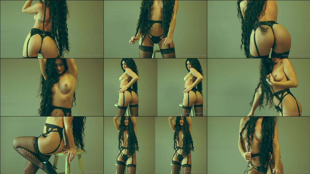lunaleerosexo 26 02 2021 2041924014 Look 2  NYC series  enjoy  Shot by Lera Loeb