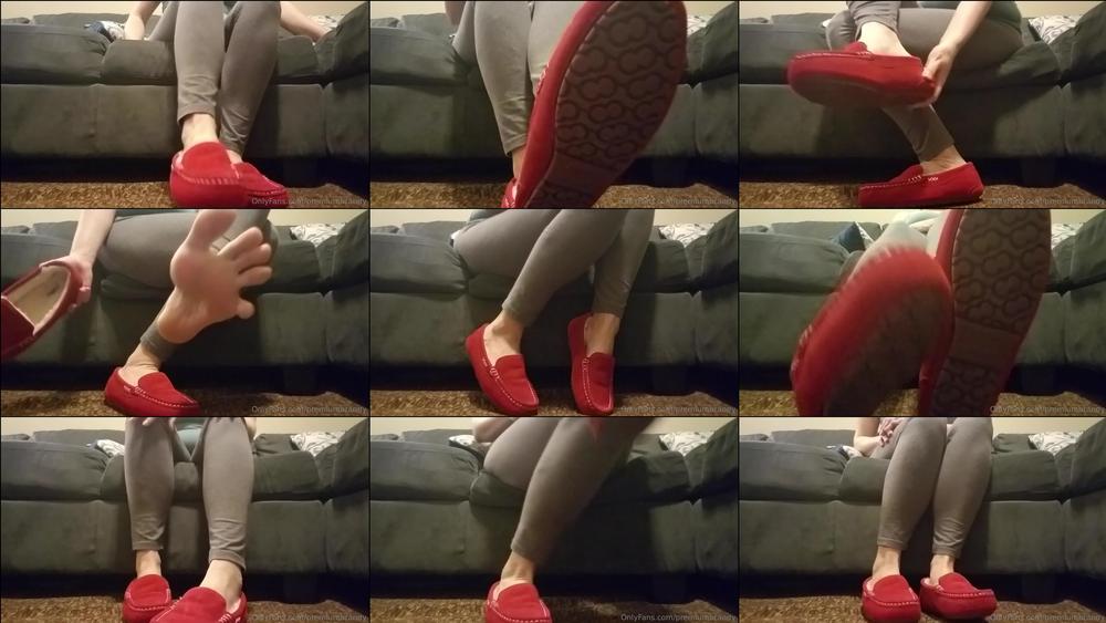 premiumbrandy 01 12 2022 2701340058 red moccasins shoe play i tease you by playing with my moccasins. slowly slipping them off
