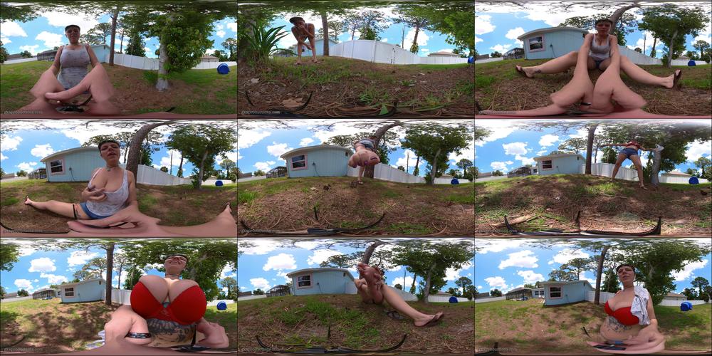 VR360* Gentle Giant Vanessa Plays With U