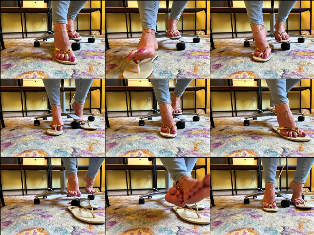 mimifootnipclips 364928706 2022 07 19 coffee break with mimi streamed 71922 