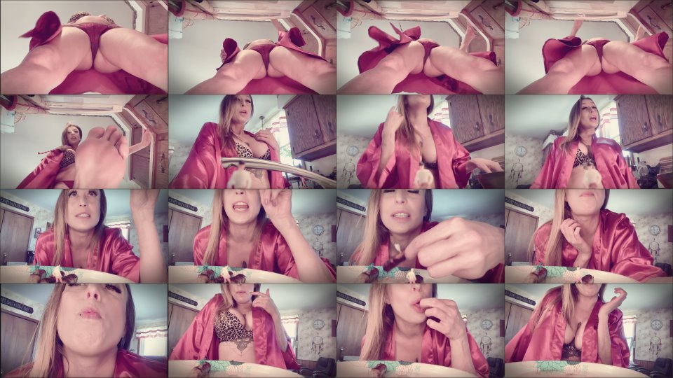 Queenmothersoles Mommy Giantess Eats Tiny Son Breakfast