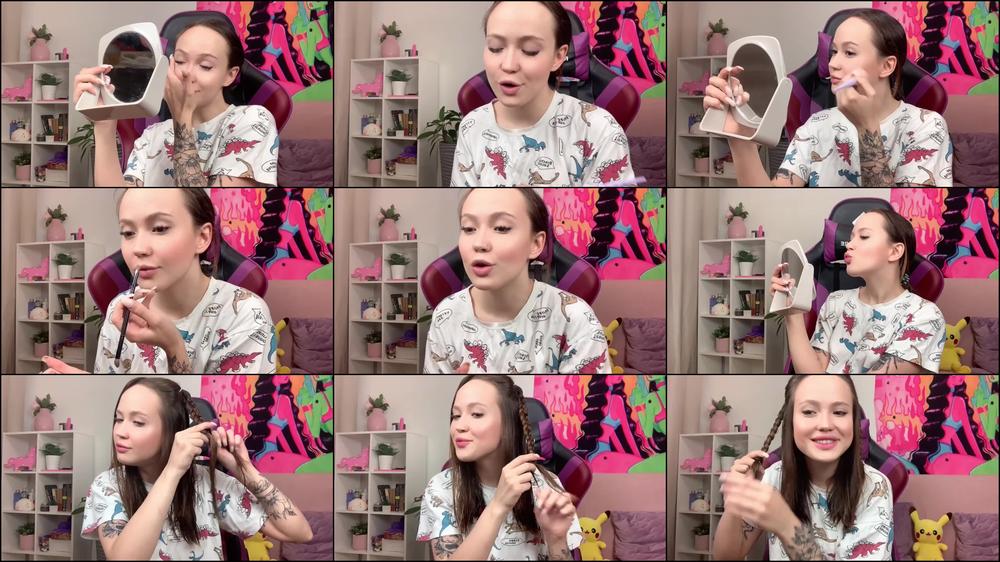 Doing My Makeup Ignoring U - Sep 3, 2022