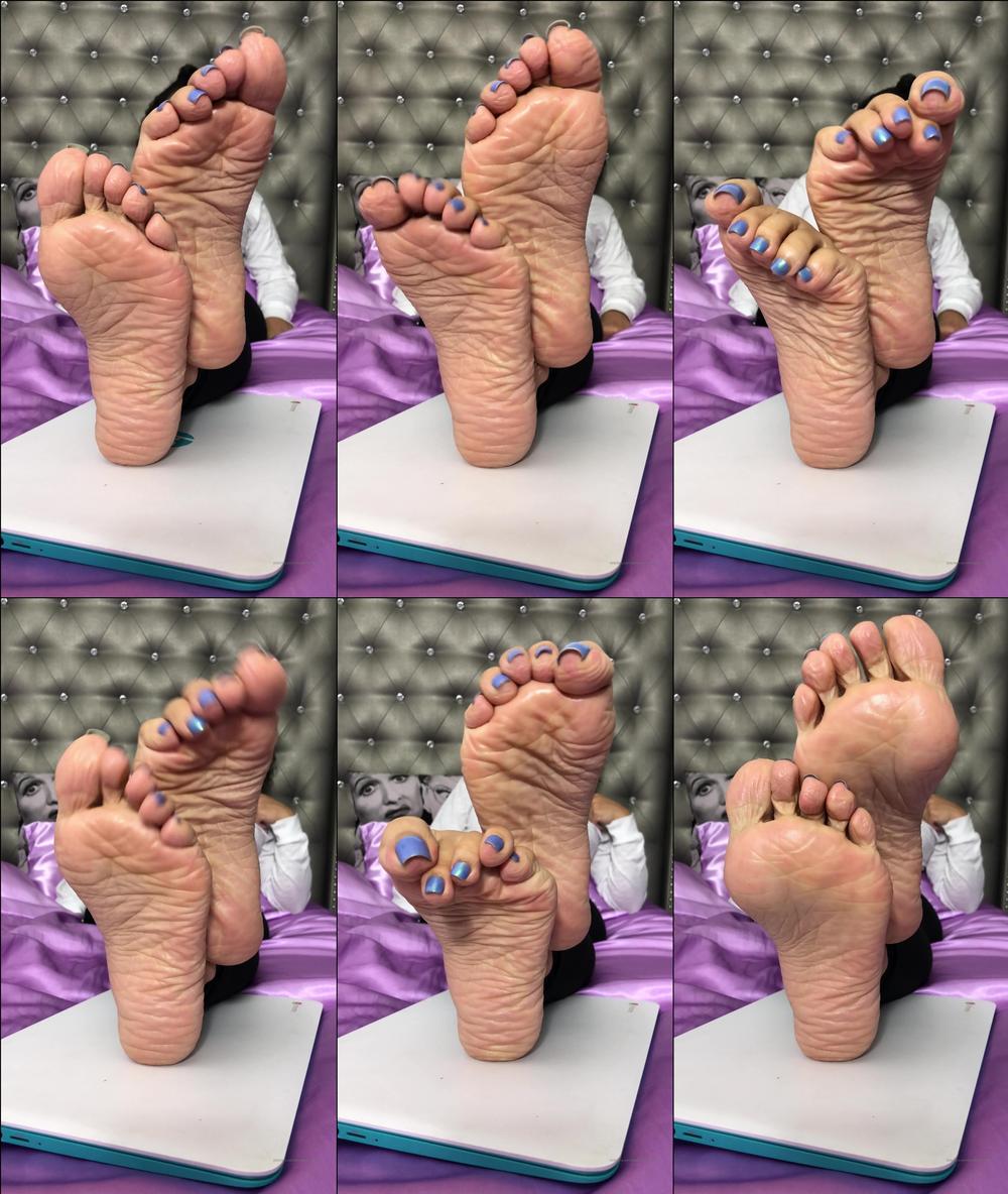 deedeericanfeet 03 02 2020 140969308 I keep getting asked to post my old stuff 