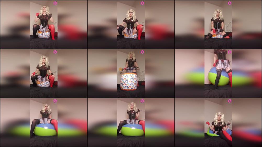 Harley Quinn Pops a Ball - Nov 8, 2021