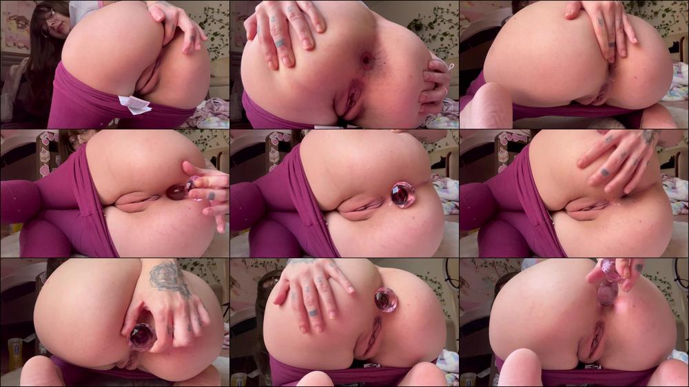 STRETCHING TIGHT ASSHOLE FOR DADDY