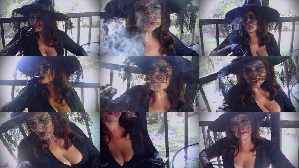 Domina Paulina: Smoking Hot Witch Bitch