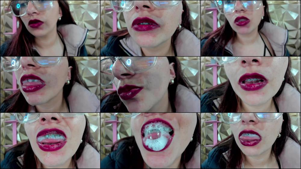 Sensual Saliva Seduction