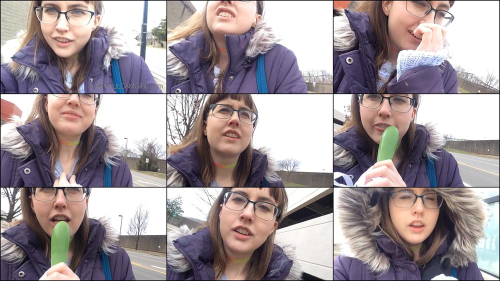 Public Ohmibod Walk Outside In The Cold