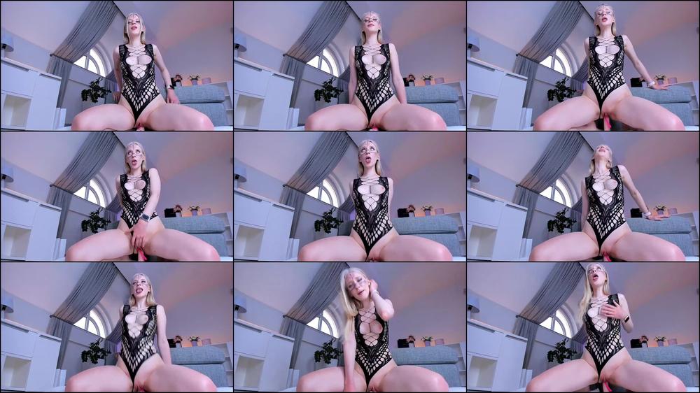 Dark queen ahegao riding - May 19, 2022