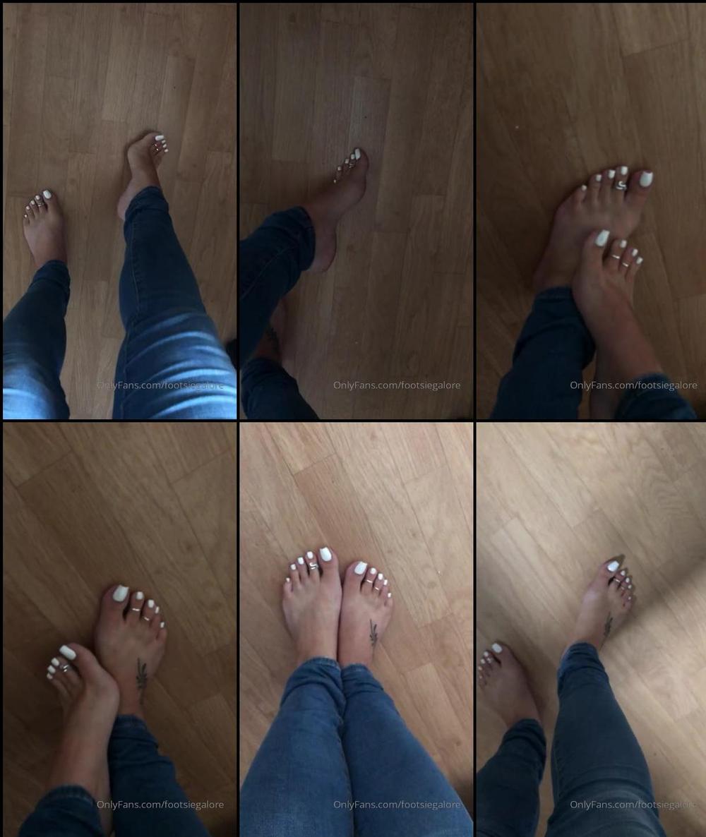 footsiegalore 01 08 2019 48053476 as requested a bit more white toes and jeans