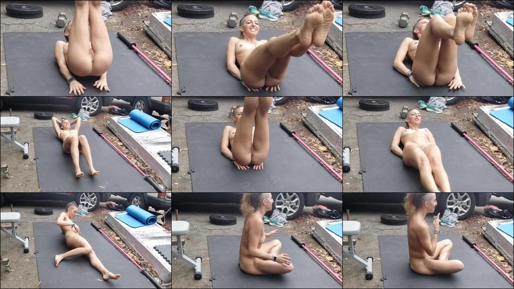 Ab Workout Pussy View - August 18, 2022