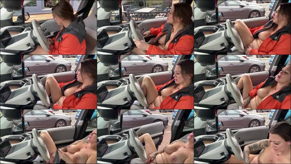 Drive Thu Naked Pussy Play