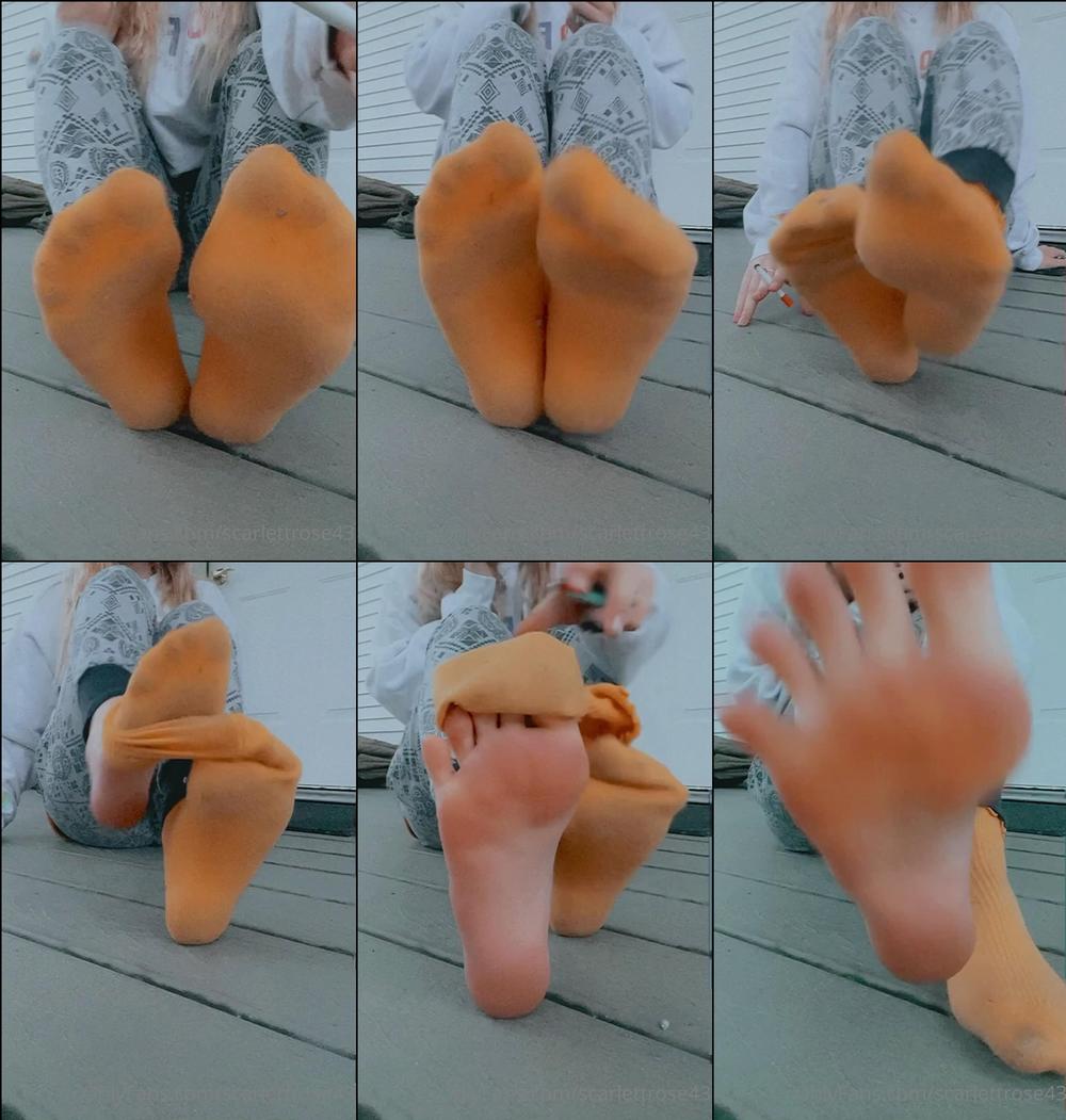 scarlettrose43 08 07 2021 2157196841 Late night  SOCK TEASE  while I smoke Mary j in my sneaky cigarette pipe