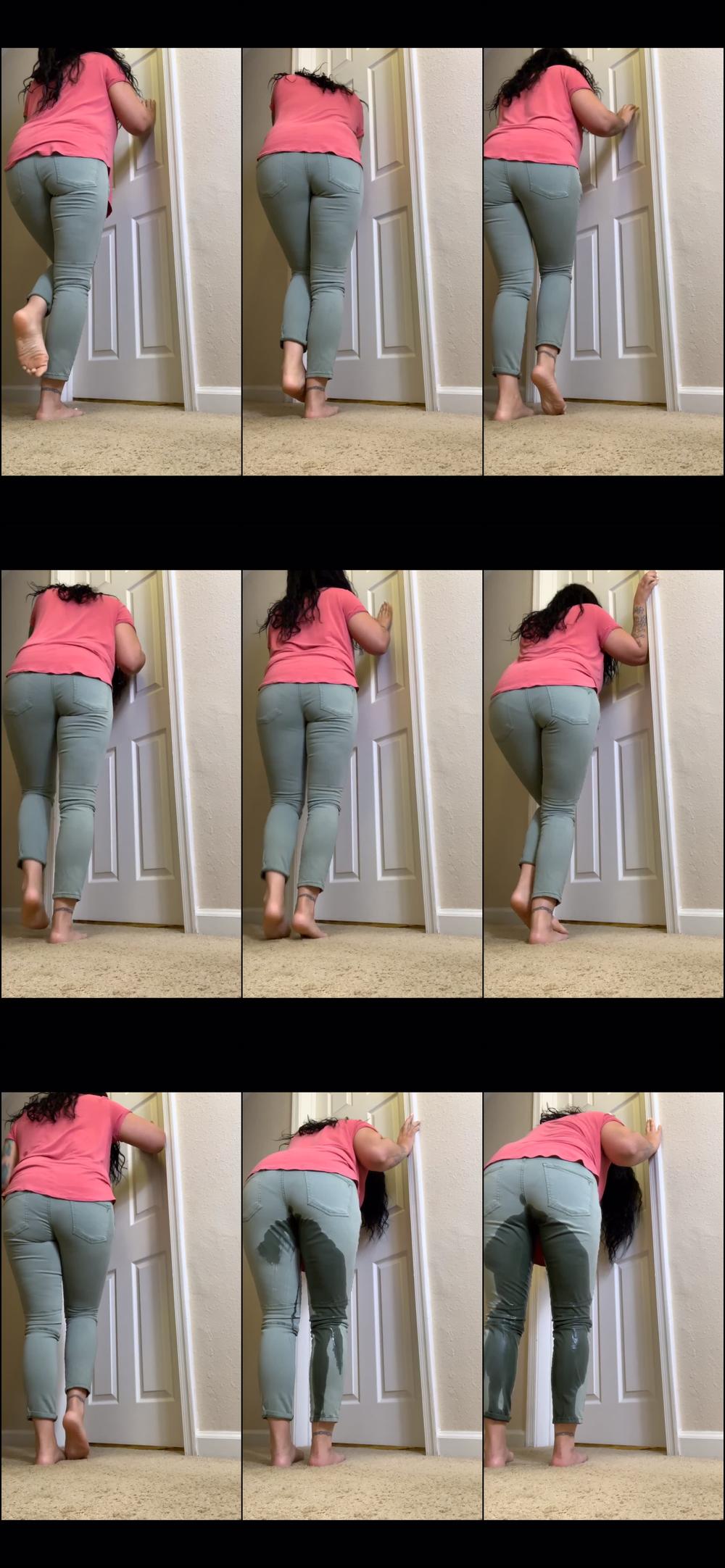 Pee desperation. Wetting pants