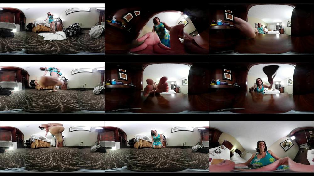 VR360* Amazon Vanessa Makes U Tiny Pet