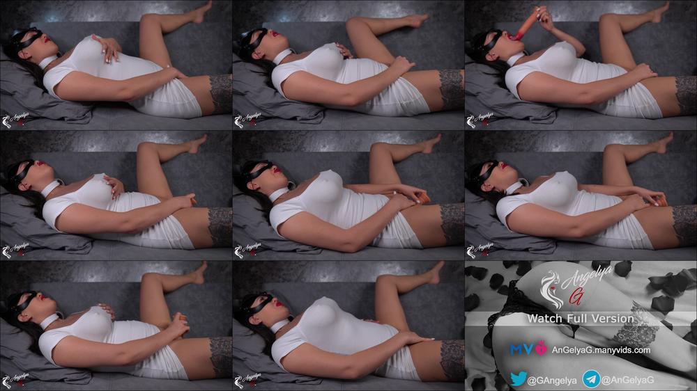 Very Big Tits Solo Masturbation