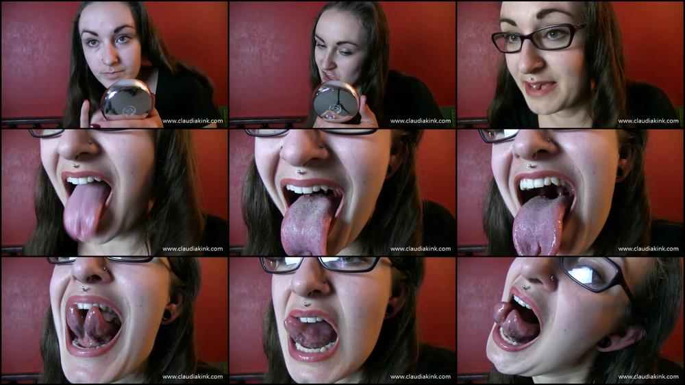 Lipstick Application andMy Pink Tongue - December 10, 2019