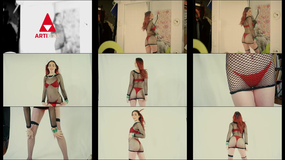 Captivating Artixxx's Fans with Bikini - Free for holidays