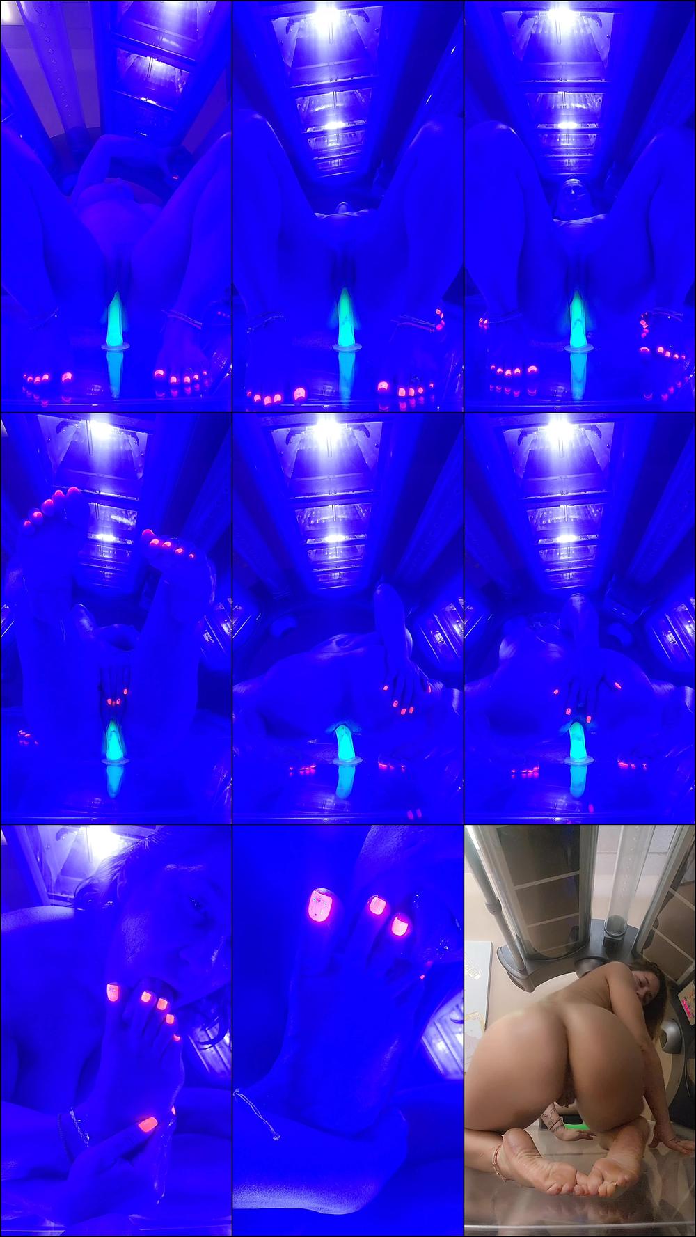 Riding My Dildo In The Tanning Salon