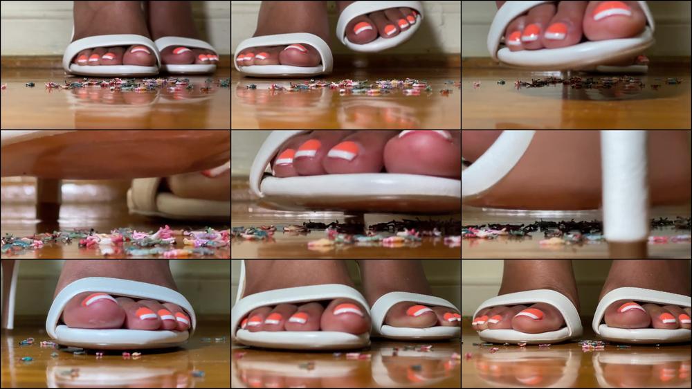 Giantess In Heels Smashes Little People