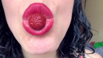 Giantess Threatens To Eat You Vore (Molly Darling)