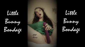 Naughty Christmas Elf Needs to Vibe - Jan 16, 2021 (LittleBunnyB)