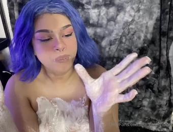 lia bluemoon 02 06 2020 44368682 i m 24 today just a fun video with icing on my tits a (lia_bluemoon)
