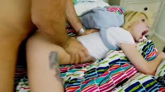 720 Kenzie Reeves fucked by Chad White - July 07, 2021 (chadwhitexxx)