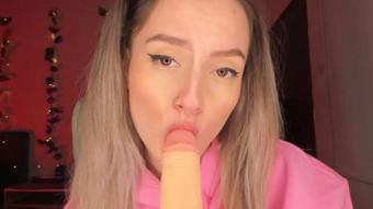 Sister Gives You an Amazing Blowjob - Nov 1, 2021 (Isabella Cruz)
